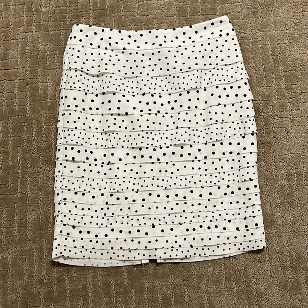 White House Black Market skirt